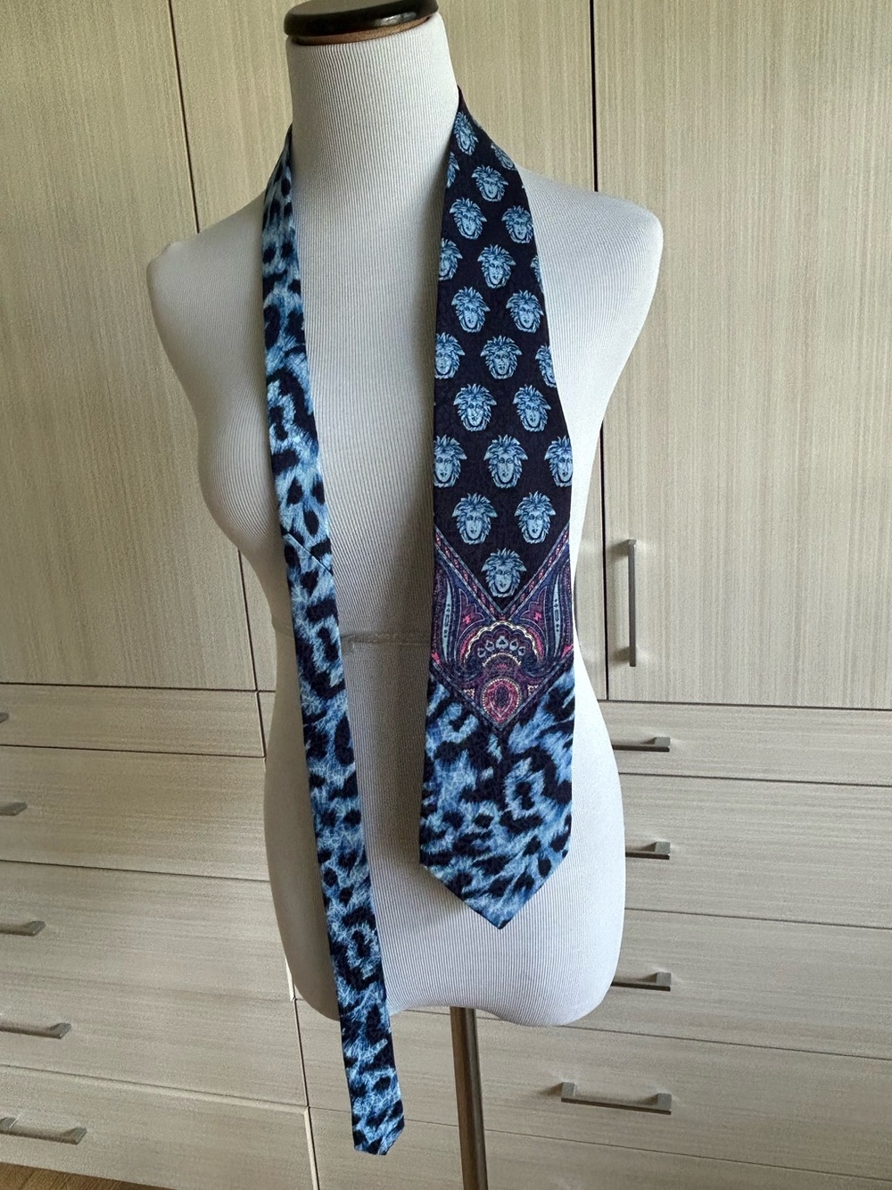 Versace tie 100% silk